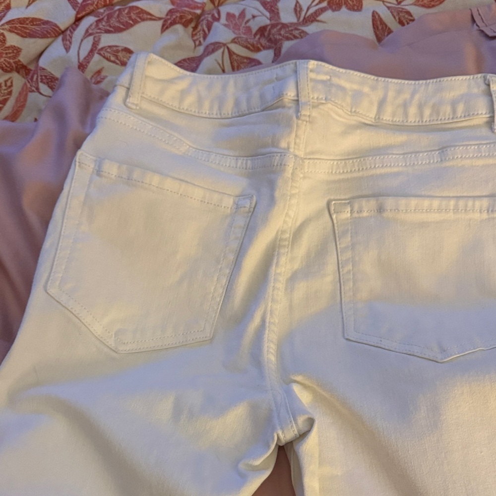 Forever 21 High Rise White Jeans - Picture 4 of 5